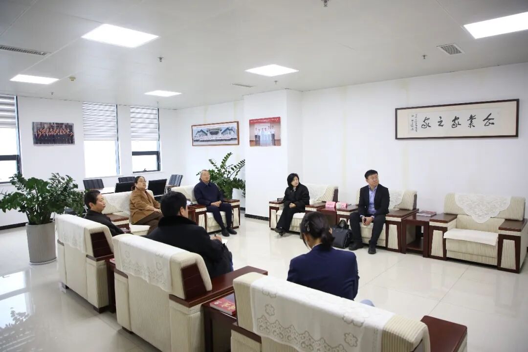 undefined 2R5A8772.JPG