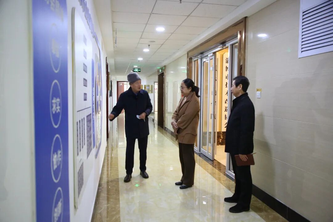 2R5A1153.JPG 2R5A8754.JPG