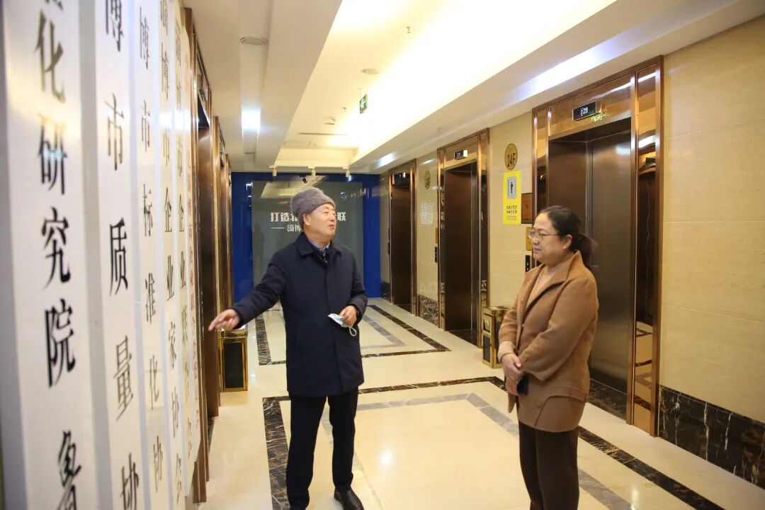 2R5A1145.JPG 2R5A8739.JPG