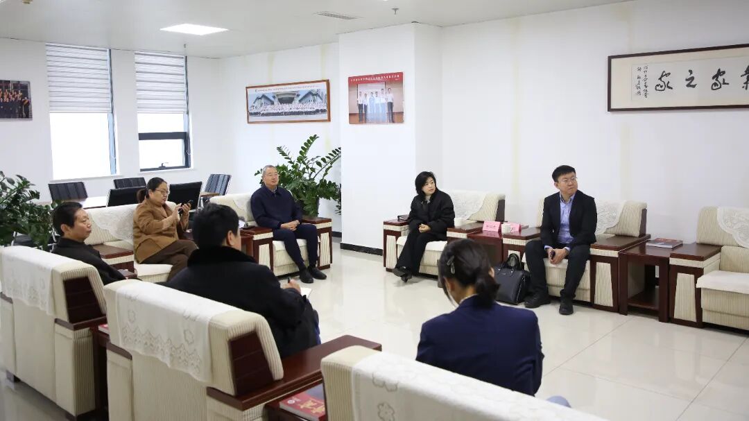 undefined 2R5A8772.JPG